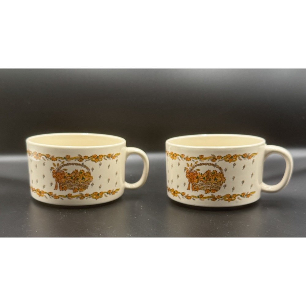 House of Lloyd Fall Harvest Basket Soup Mug Vintage 1991